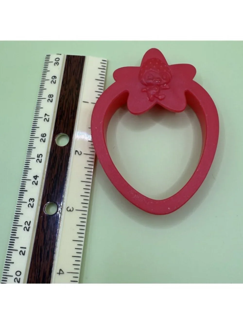 2010 Strawberry Shortcake Cookie. Cutter Play Dough McDonald’s